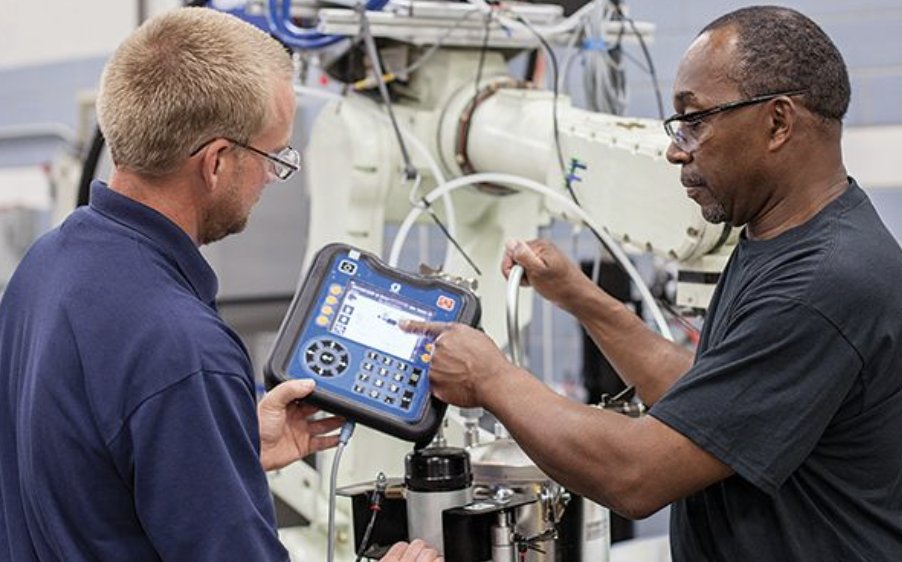 Graco diaphragm pumps and lubrication systems across heavy equipment and industrial applications